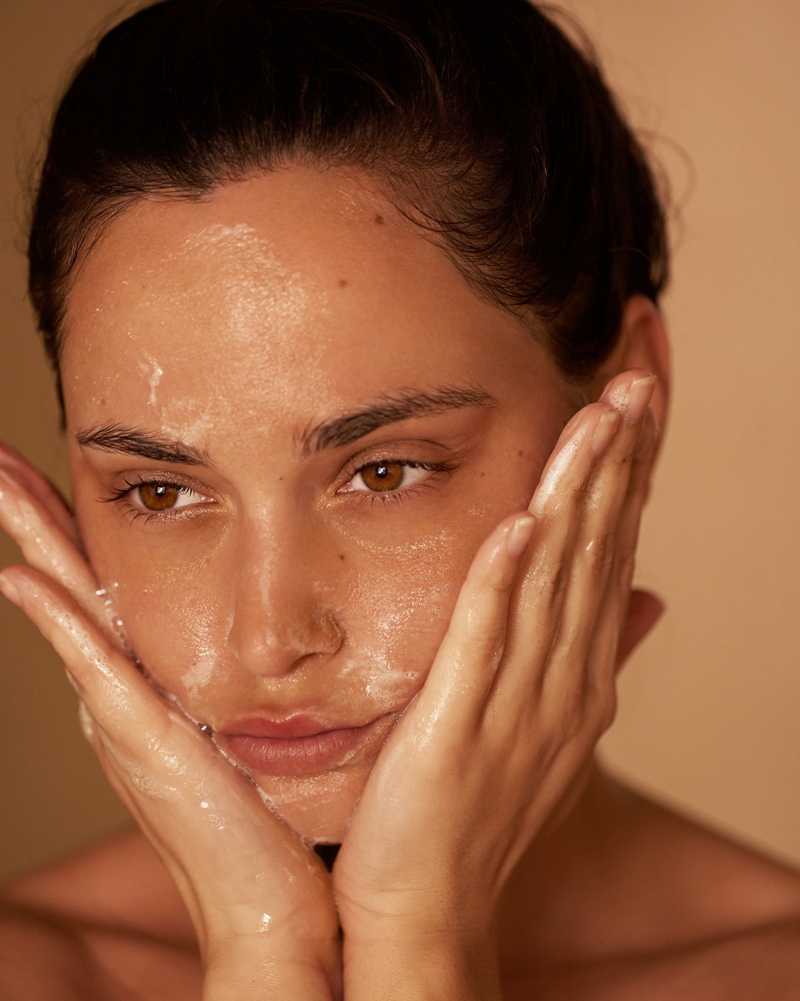 Cleansing oil
